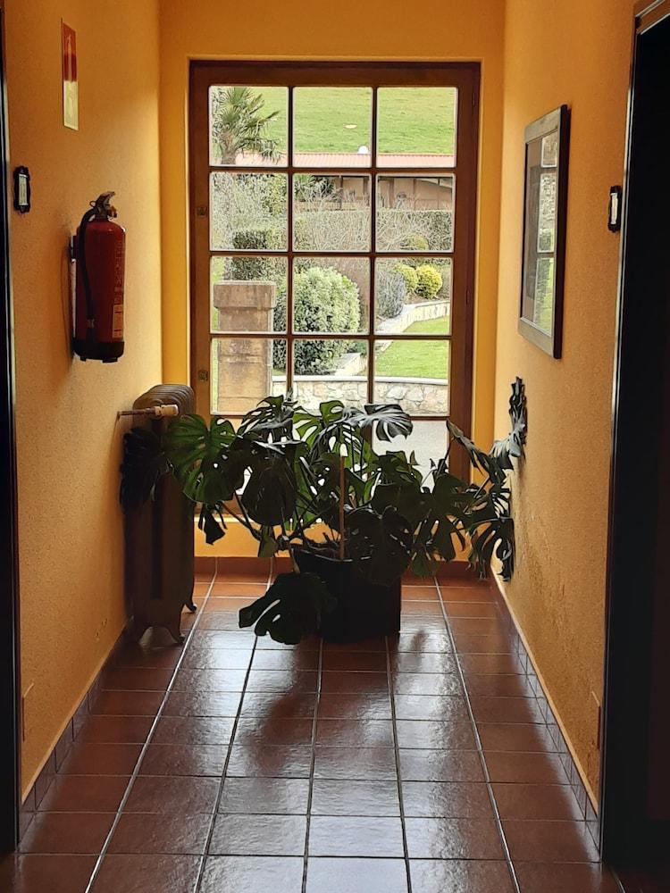 Hotel Marques De La Moral Naveces Eksteriør billede